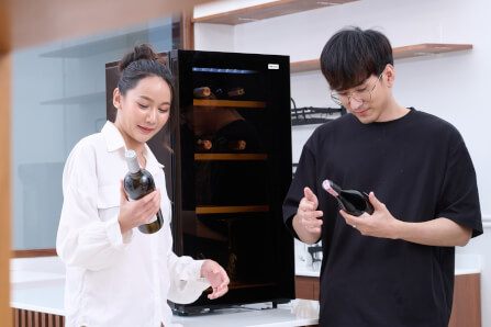 ตู้แช่ไวน์ เดอะคูล รุ่น WINDY 105UV  25 ขวด  ความจุ 3.7 คิว สีดำ_5